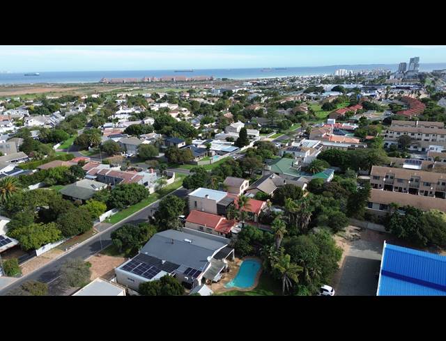 1,004M² VACANT LAND FOR SALE IN TABLE VIEW